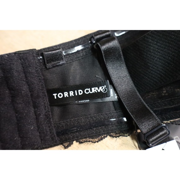 Torrid Curve Bombshell Multiway Push Up Bra Size 38D Black Floral Lace NWT - Picture 9 of 12